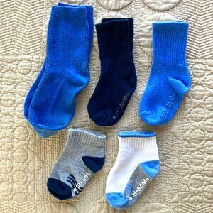 5prs. Boys 18-36mo. Socks, free w/ purchase as long as under weight limit